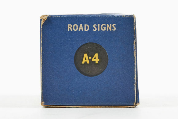 Matchbox 4 Accesory Pack Road Signs OVP