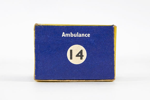 Matchbox 14 Daimler Ambulance OVP