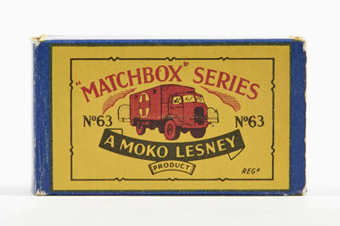 Matchbox 63 Ford 3 Ton 4x4 Service Ambulance OVP