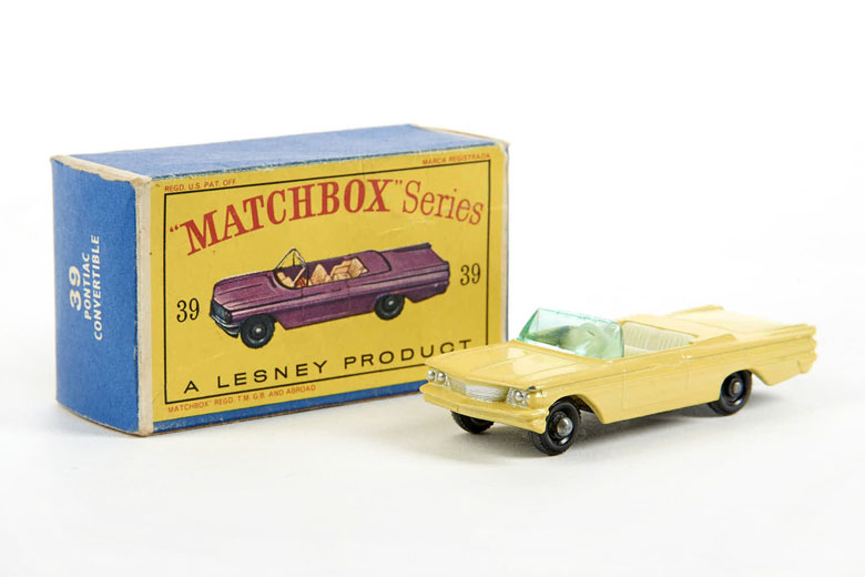 Matchbox 39 Pontiac Convertible