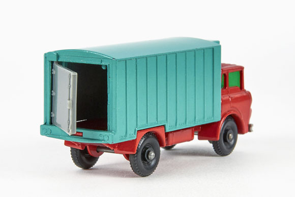 Matchbox 44 Refrigerator Truck