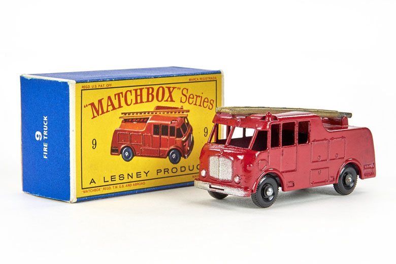 Matchbox 9 Merryweather Marquis Series III Fire Engine