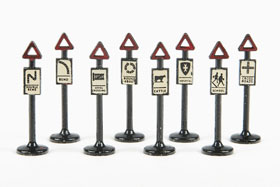 Matchbox 4 Accessory Pack Road Signs