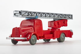 Wiking MB L5000 Feuerwehr-Leiterwagen