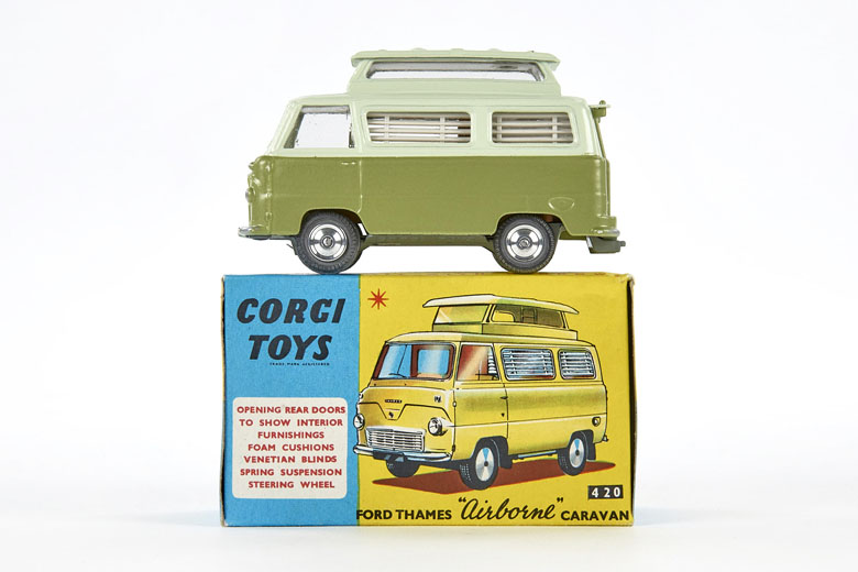 Corgi Toys 420 Ford Thames Airborne Caravan