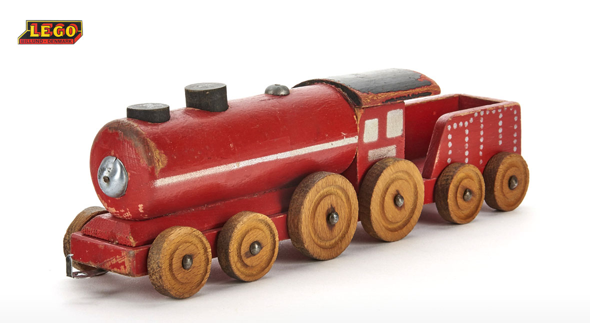 Lego Holzspielzeug Lokomotive mit Tender, Lego wooden locomotive with tender