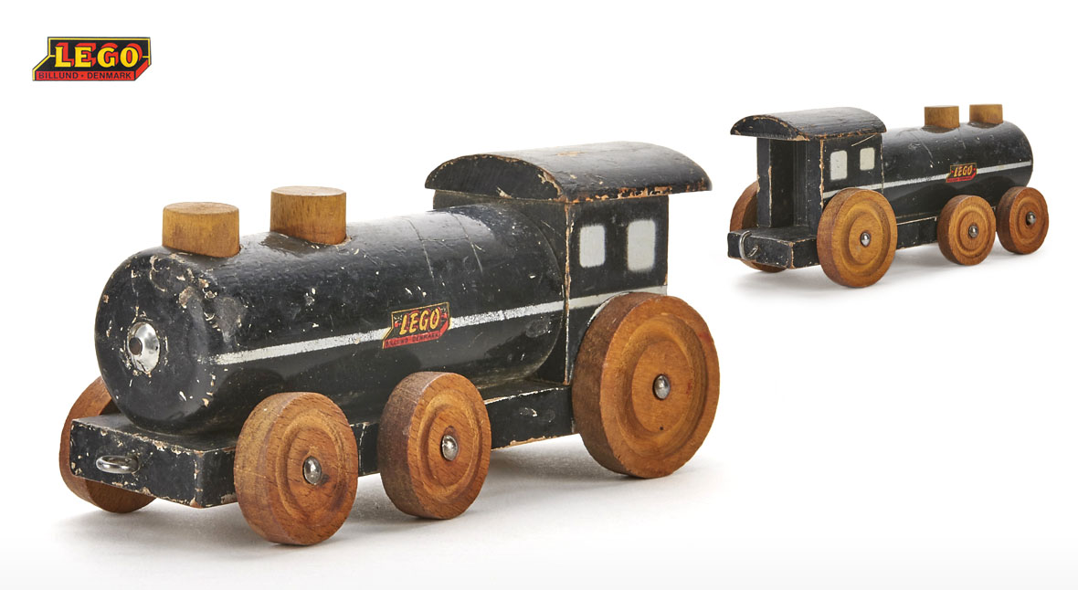 Lego Holzspielzeug Lokomotive, Lego wooden locomotive