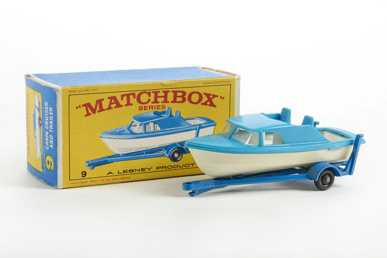 Matchbox 9 Cabin Cruiser and trailer