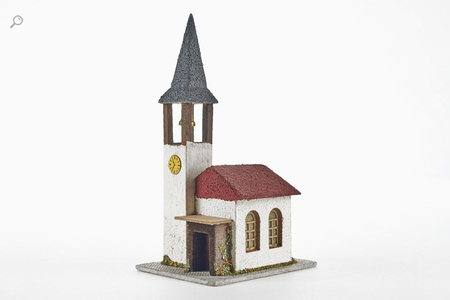 Neuffen Nr. 389 Kleine Dorfkirche