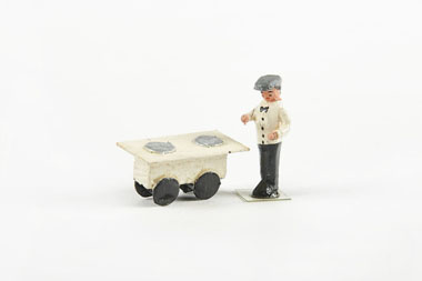 Preiser Figur Nr. 447 Eiswagen mit Verkäufer
