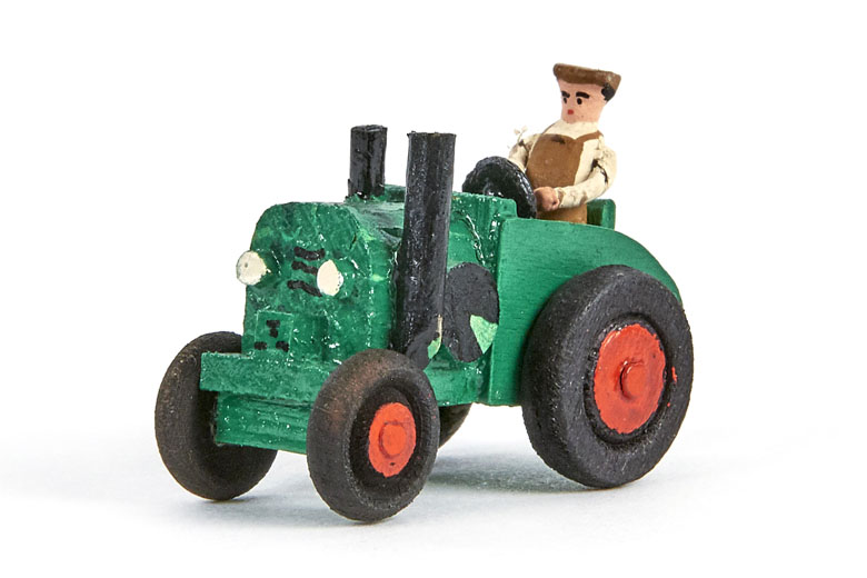 Preiser Figur Nr. 500 Traktor mit Fahrer